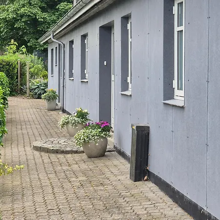 Hyggeligt Værelse, Te-køkken Og Tv-stue På Landet * Kvaerndrup
